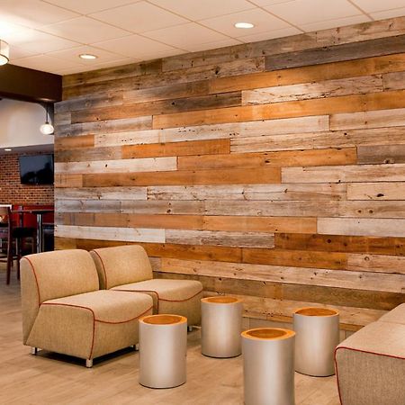 Four Points By Sheraton Cleveland Airport Dalaman gambar