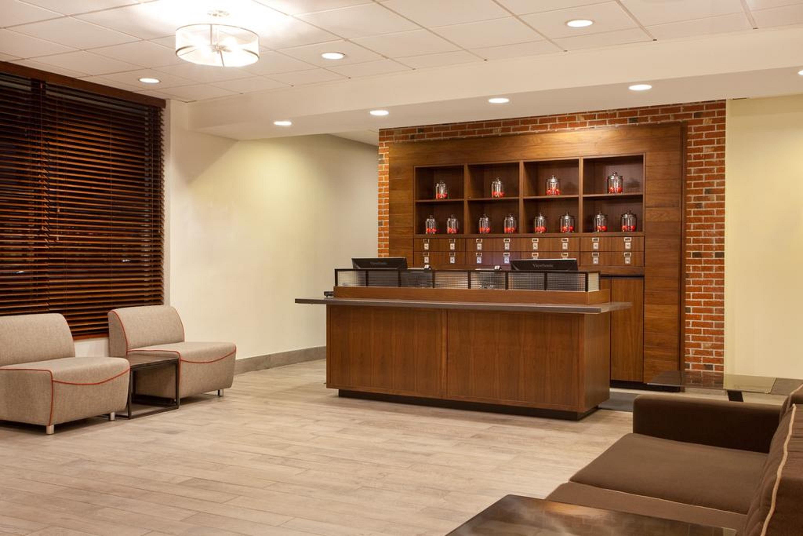 Four Points By Sheraton Cleveland Airport Dalaman gambar